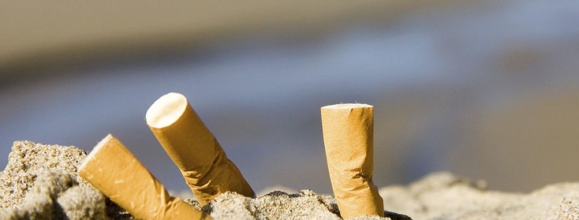 아직도 낚시터에 담배꽁초를 함부로 버리십니까? 아직도 낚시터에 담배꽁초를 함부로 버리십니까?